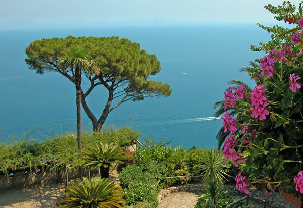 Visit Ravello and Amalfi coast with Lentino Private driver